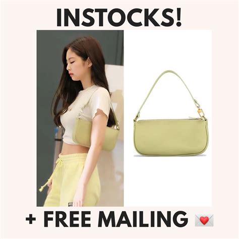 jennie of BLACKPINK purses